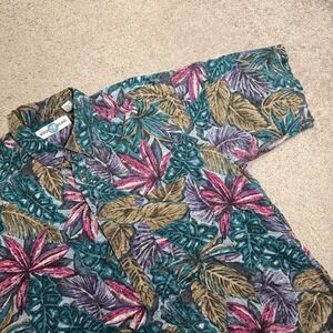 Vintage World Island Button Up Shirt Adult XL Colorful Island Hawaiian Beach 90s